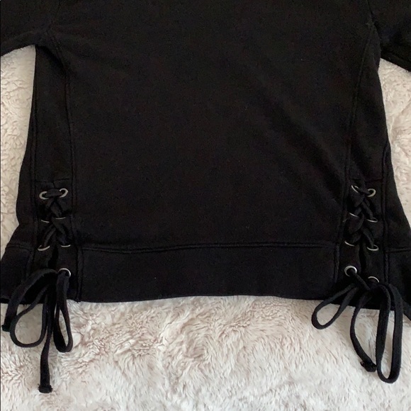 Steve Madden Sweater NWOT - Picture 3 of 6